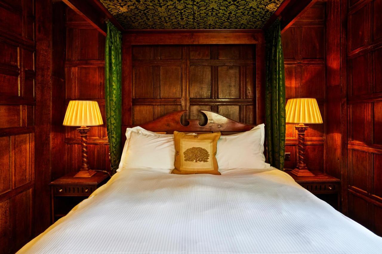 Ockenden Manor Hotel & Spa Cuckfield Esterno foto