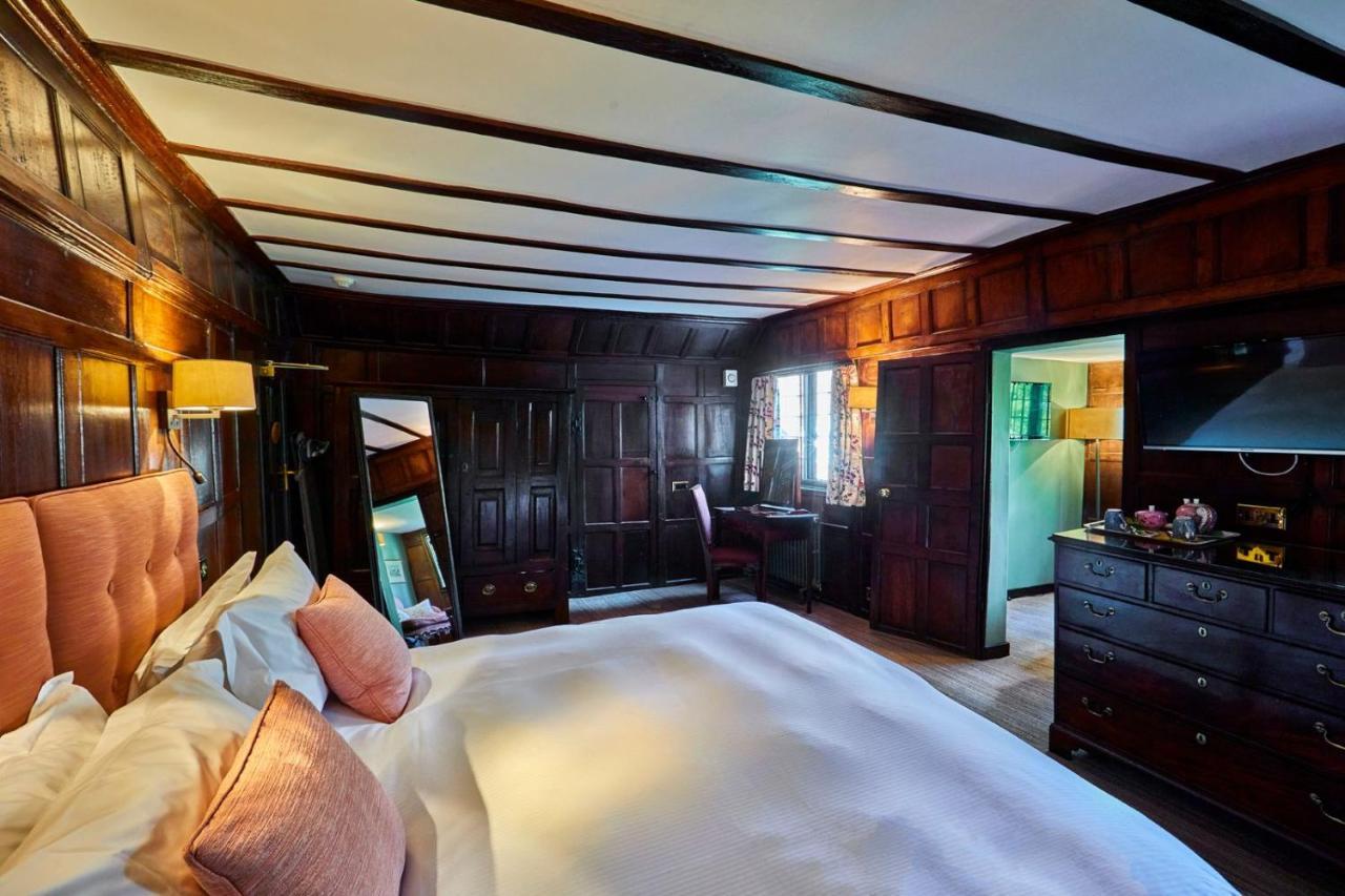 Ockenden Manor Hotel & Spa Cuckfield Esterno foto