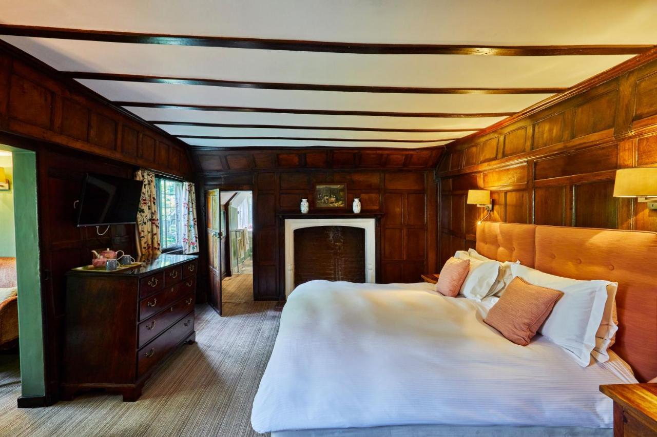 Ockenden Manor Hotel & Spa Cuckfield Esterno foto