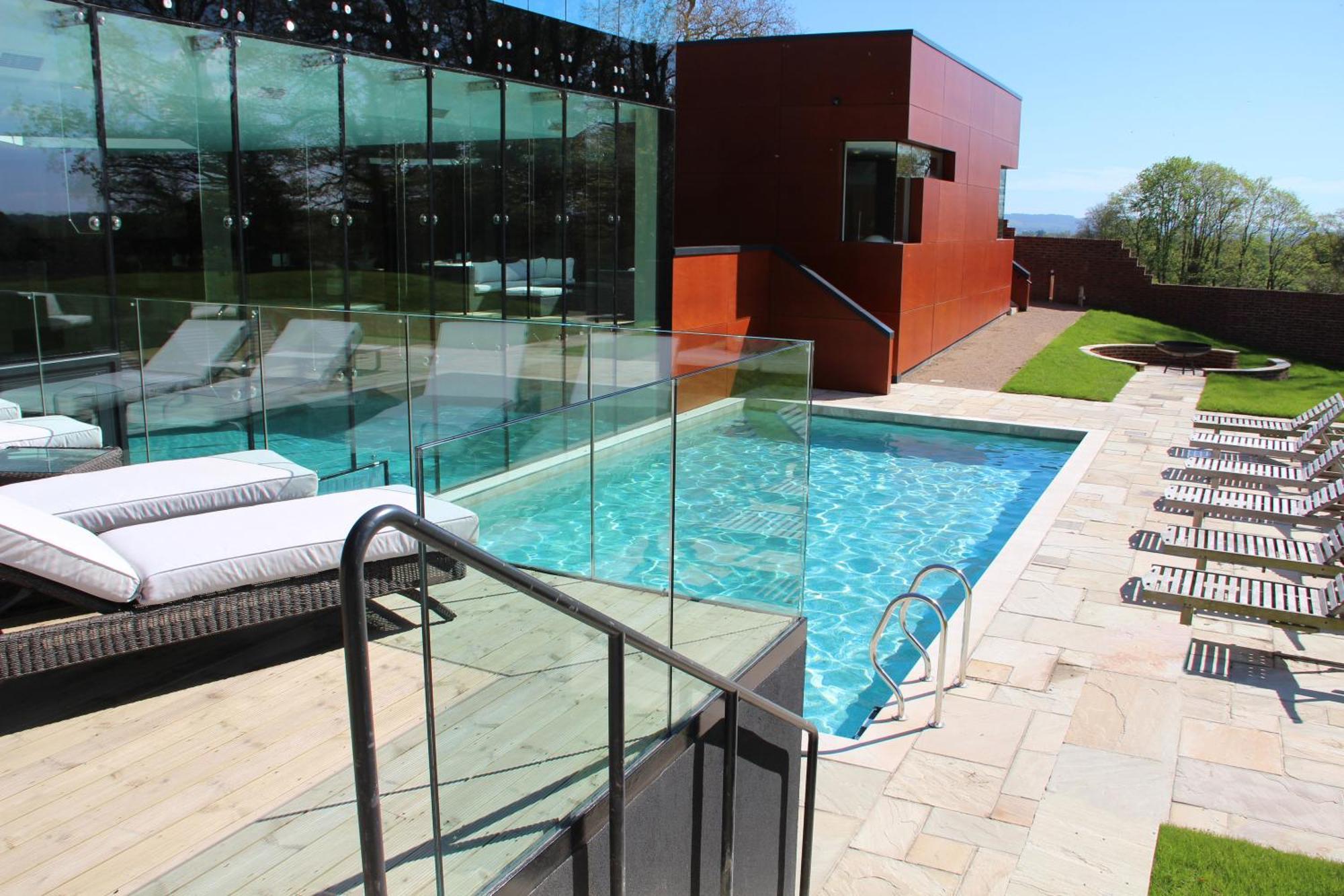 Ockenden Manor Hotel & Spa Cuckfield Esterno foto