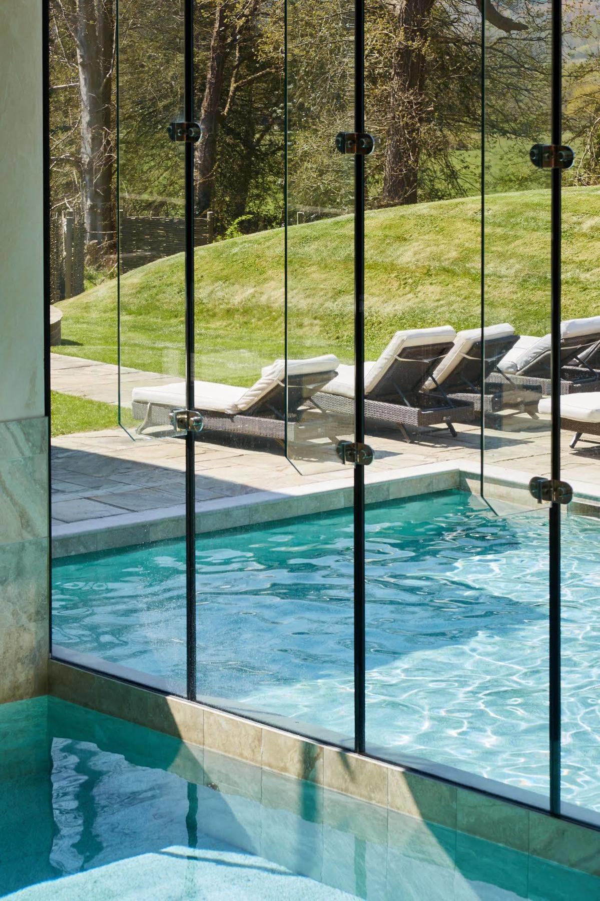 Ockenden Manor Hotel & Spa Cuckfield Esterno foto